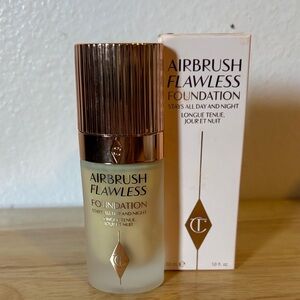 Charlotte Tilbury Airbrush Flawless Foundation - 4 Warm